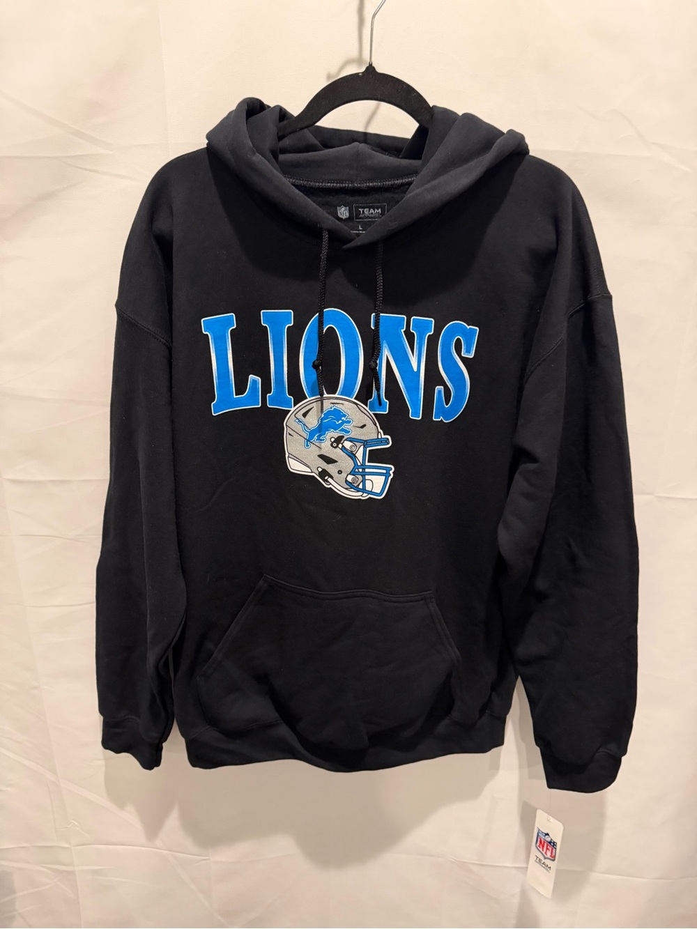 NWT Detroit lions NFL hoodie size Large.